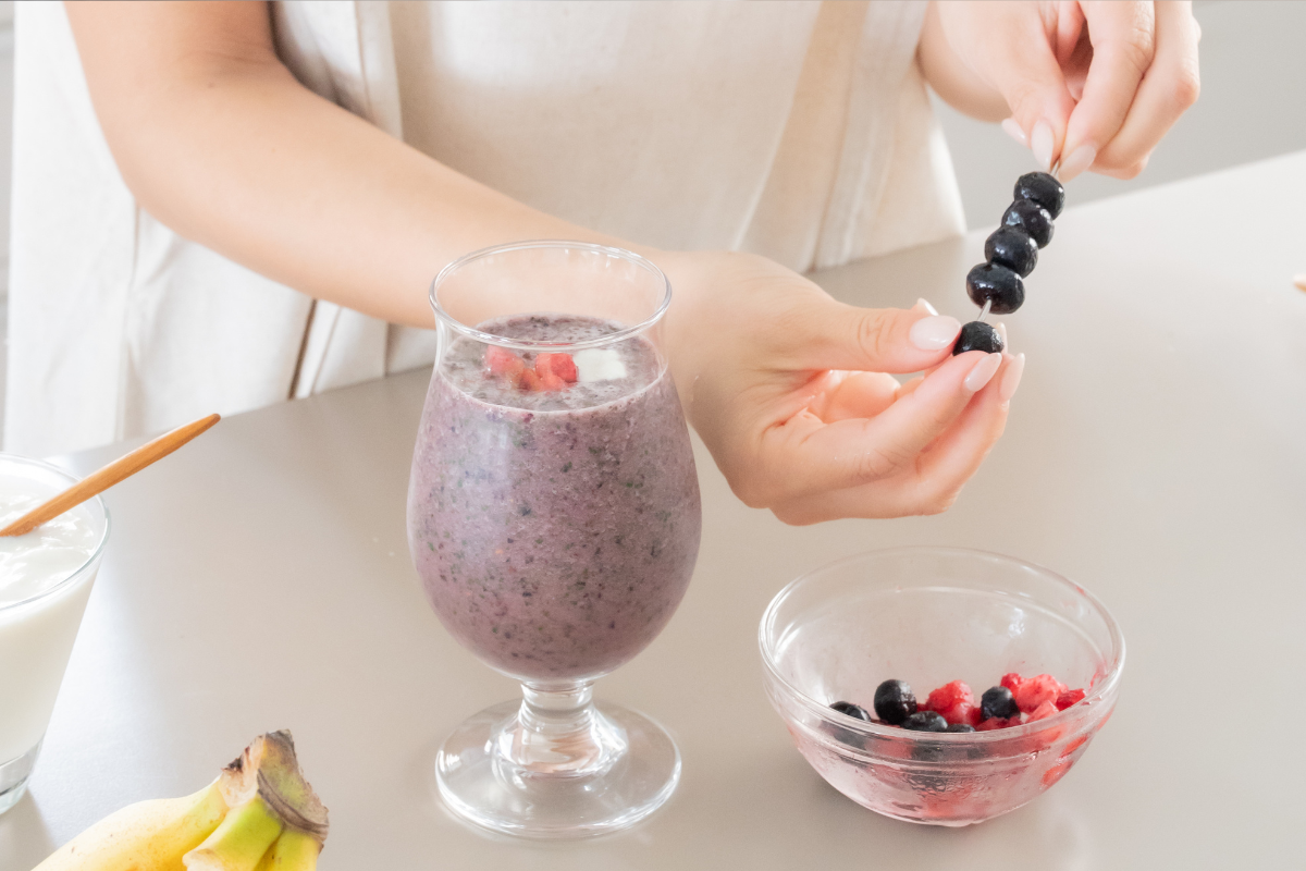 満足感のある!甘酒ベリースムージー